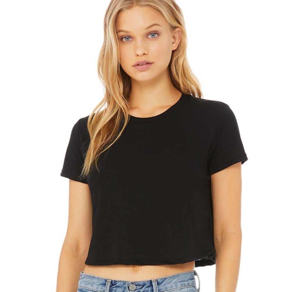 Black Cropped Tee